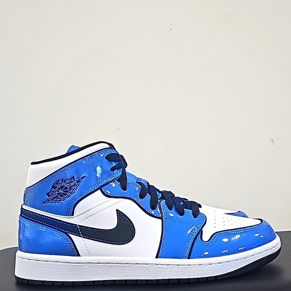 Air jordan 1 mid SE 'Signal blue' men's 9.5 product code DD6834 402 - Picture 5 of 7